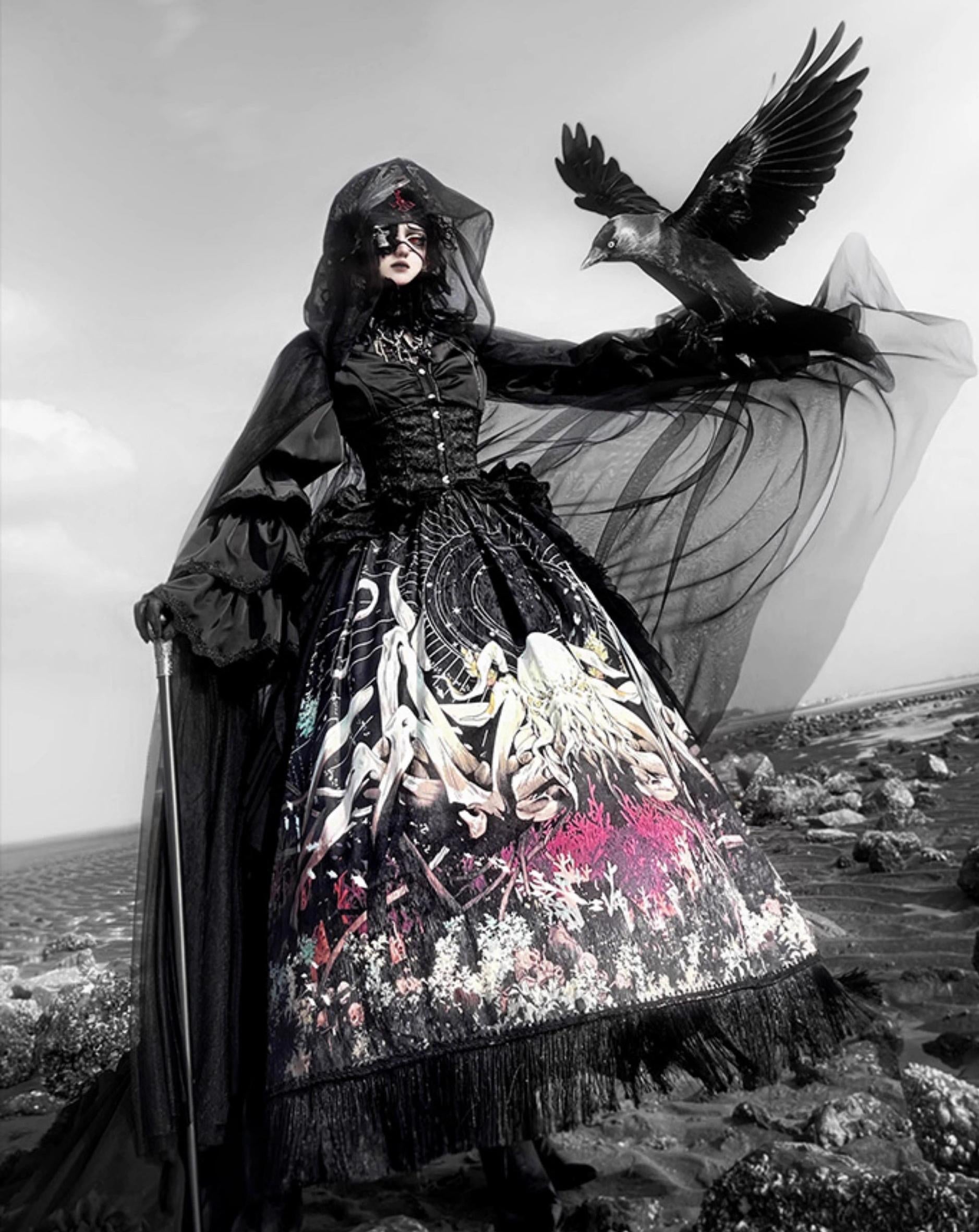 Caged Bird Hotel - Reborn Ancient God - Gothic Lolita Shirt & Skirt Set