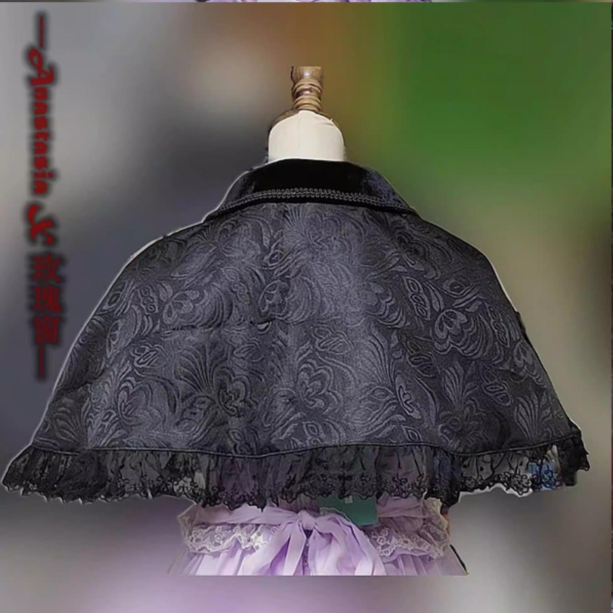 Short Gothic Lolita Cape