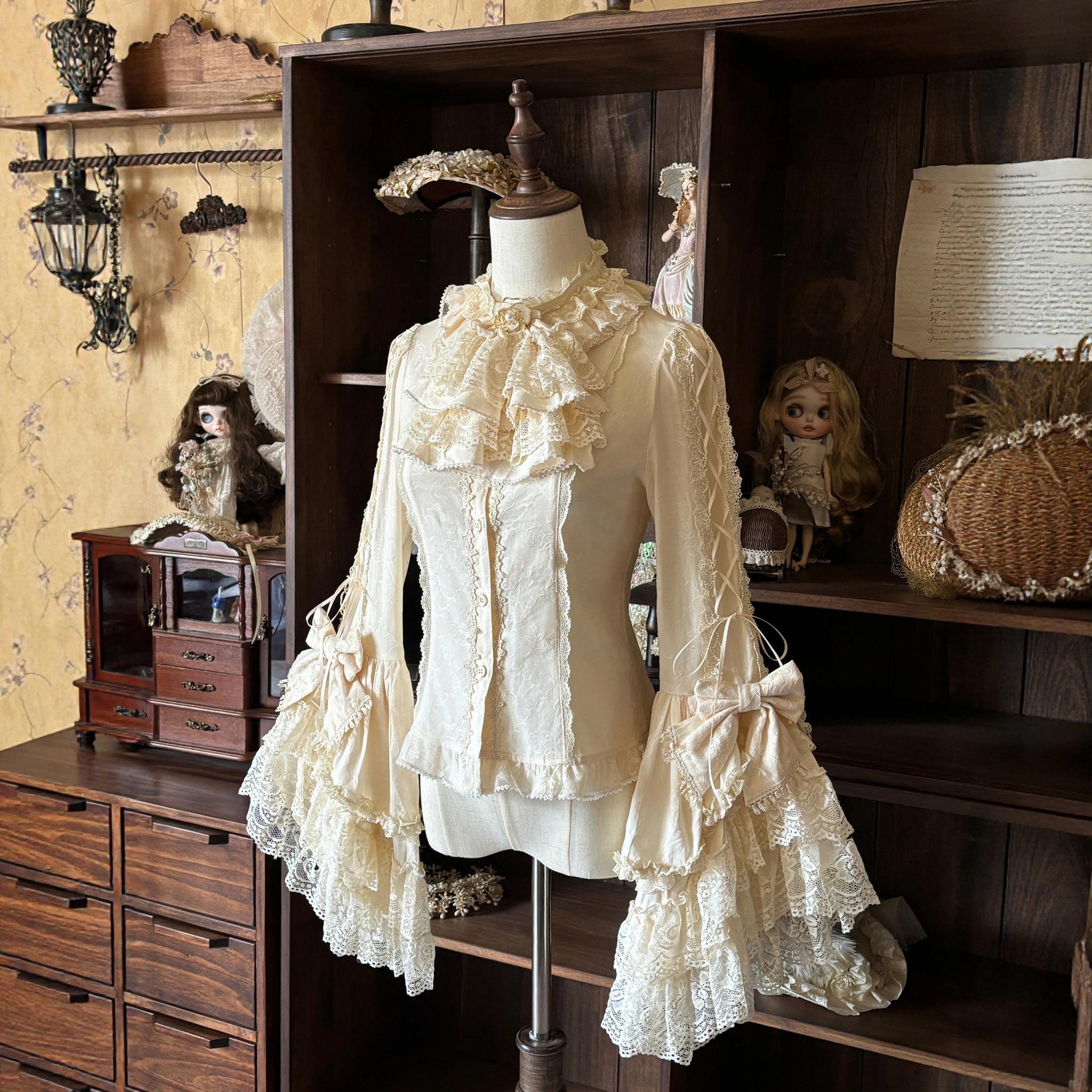 Encounter Spring - Classic Lolita Hime Sleeve Blouse, Detachable Jabot 45225:841313