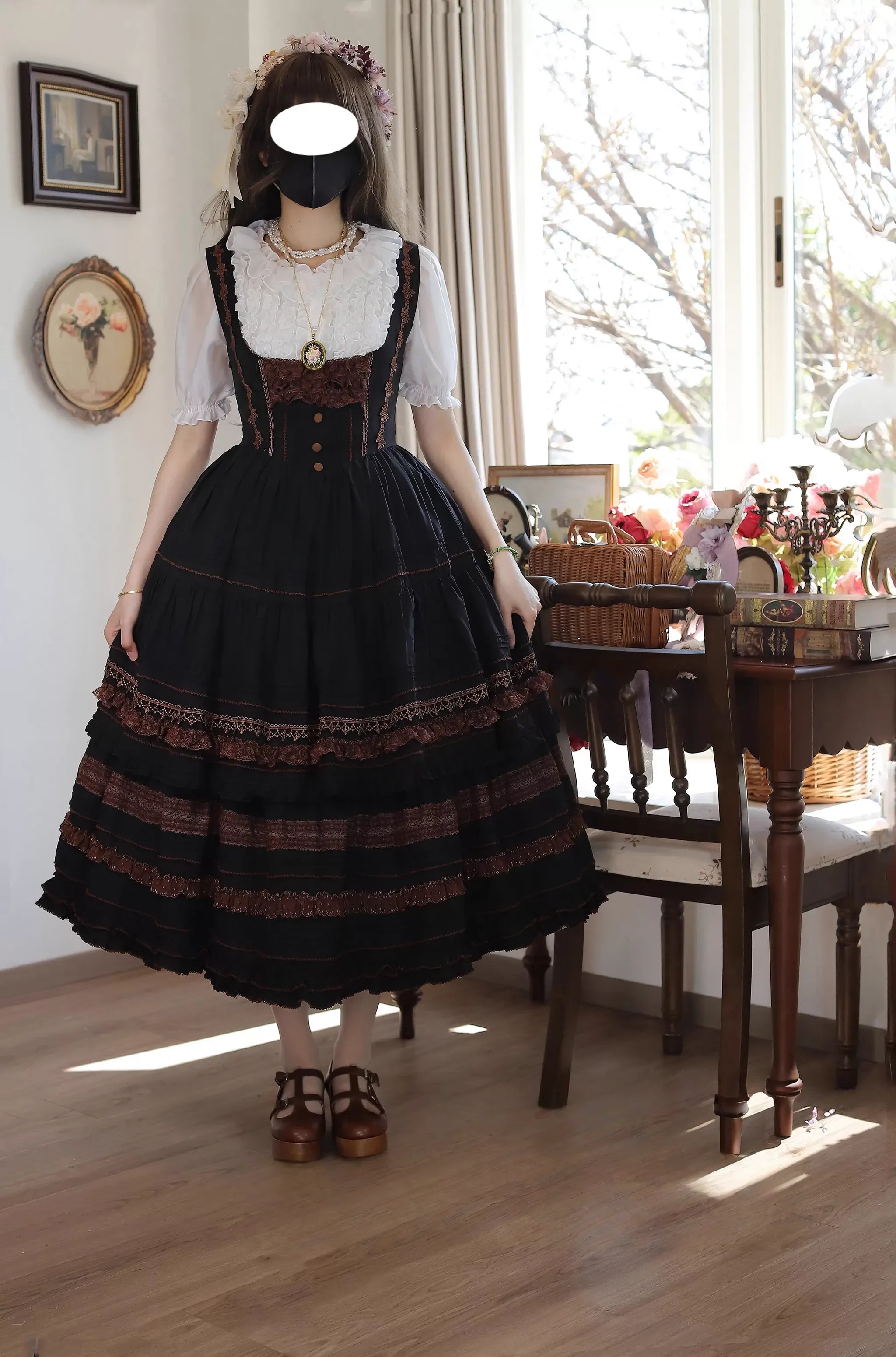 Marguerite Daisy - Classic Lolita Bust-supporting JSK Dress, Layered Lace Black JSK with Coffee Lace Only S