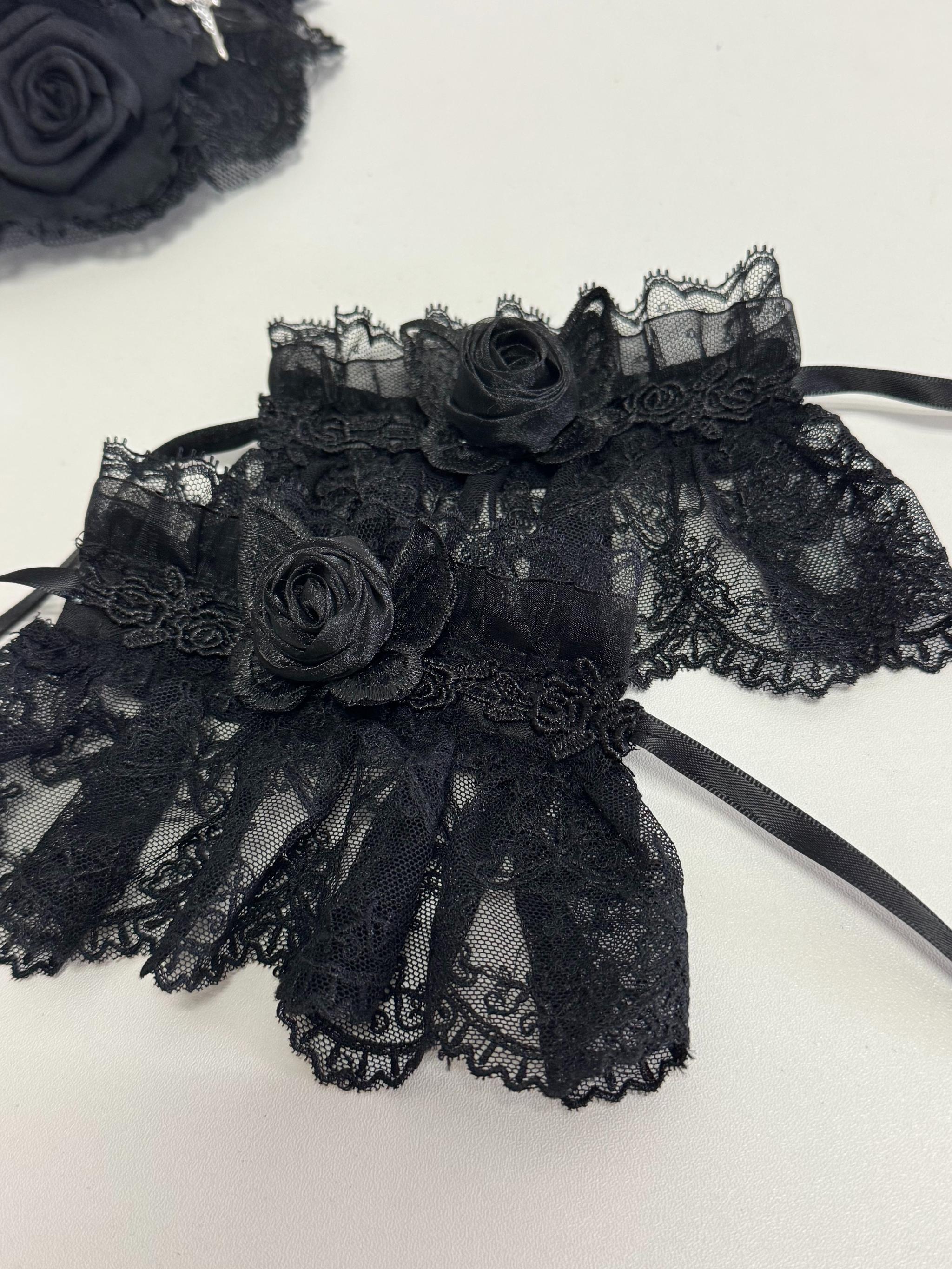 Butterfly Shadow - Halloween Gothic Lolita Fishbone Skirt & Shirt, Butterfly Print Black - A Pair of Cuffs (one size) S