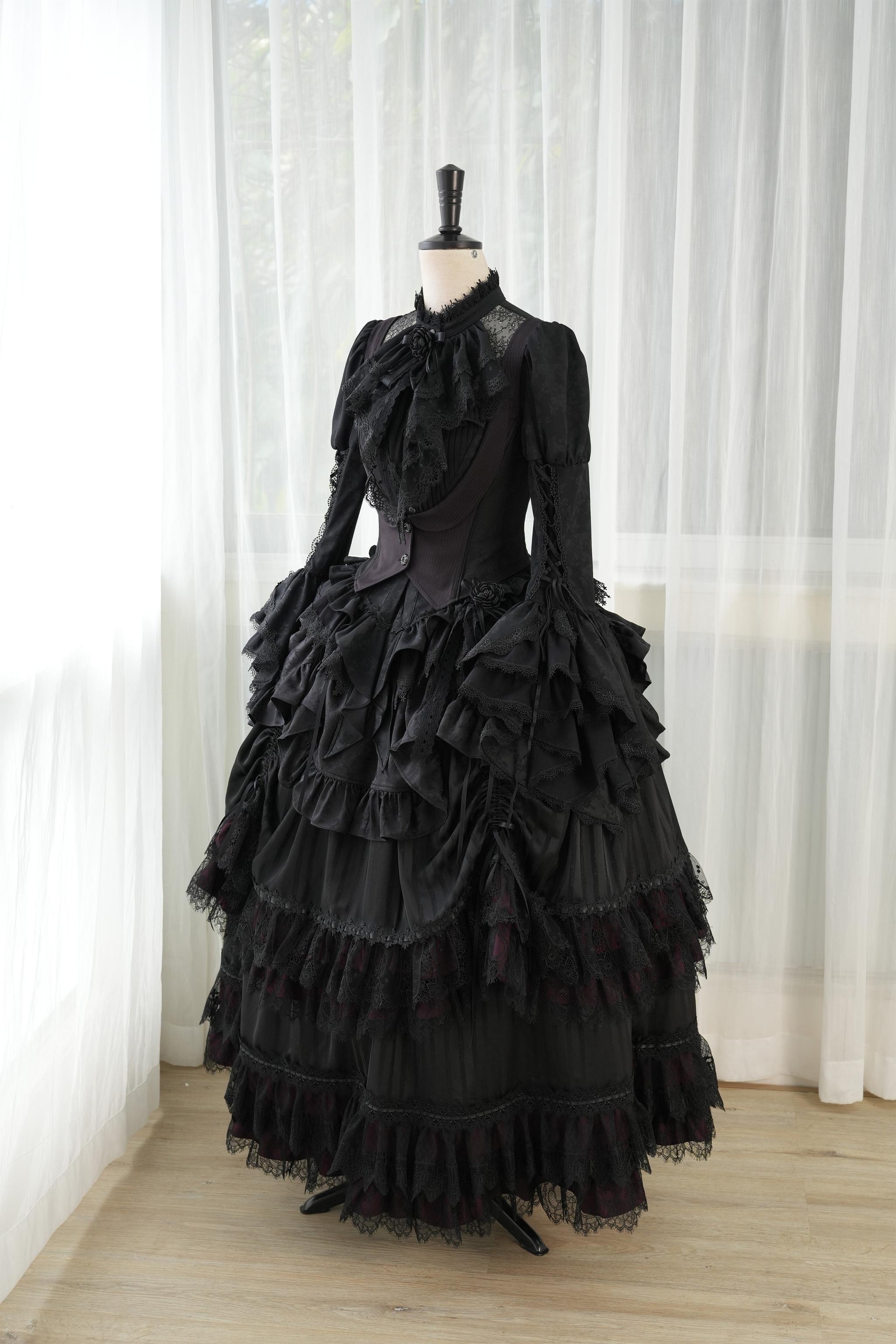 Victoria's Praise - Gorgeous Gothic Lolita Blouse & High-low Hem Skirt 44898:828069