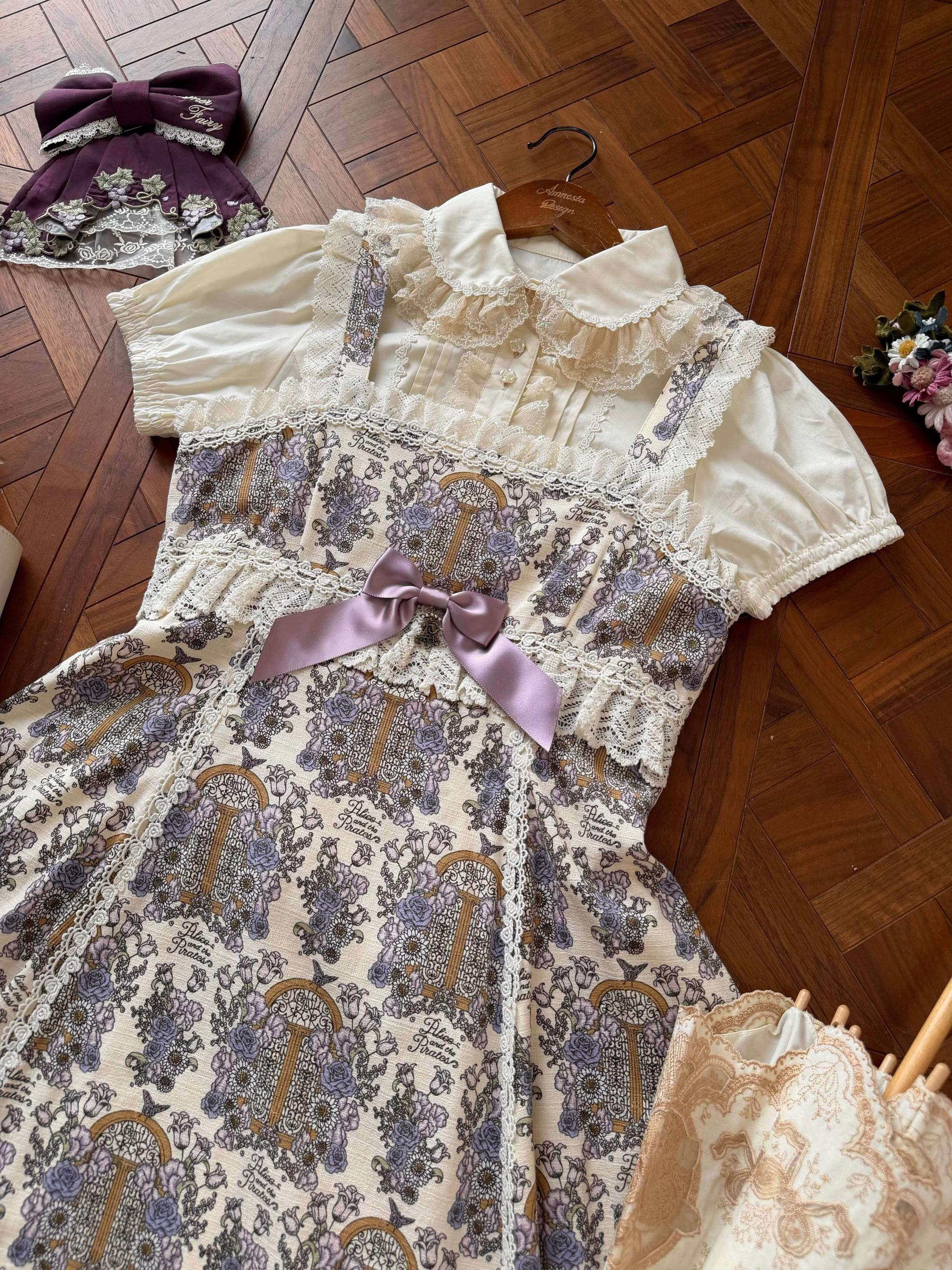 Sugar Heart Rose - Old School Lolita Cotton Blouse with Ruffles