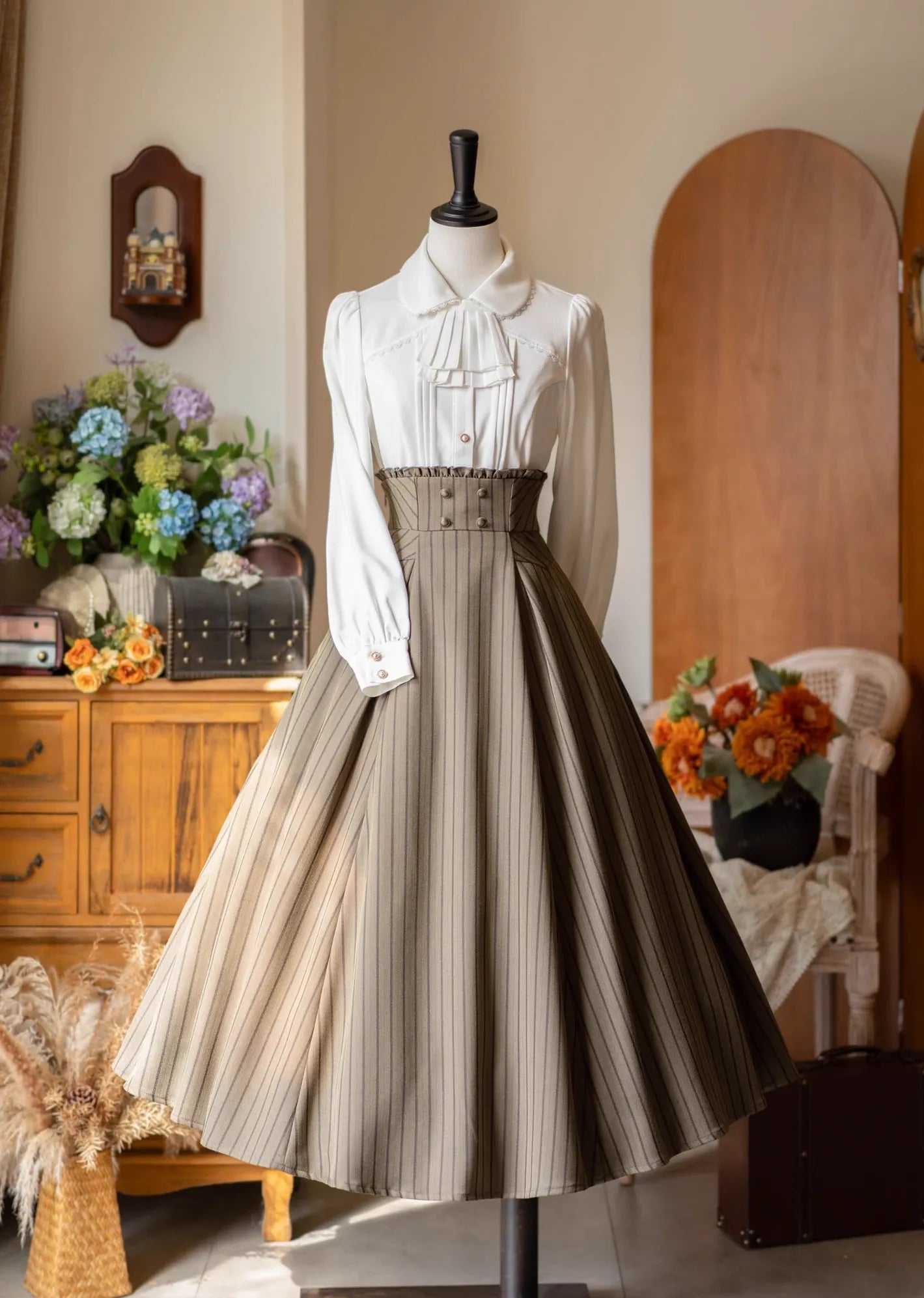 Forest Log - Classic Lolita Fishbone Striped Skirt, Side Pockets