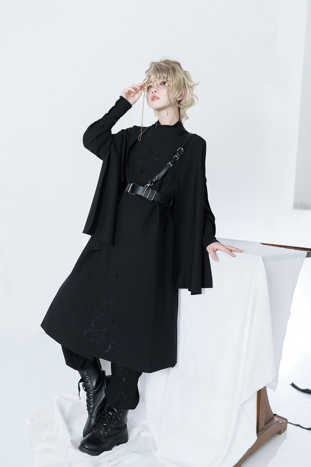 Princess Chronicles - The Stars Change - Sleeveless Ouji Lolita Long Coat