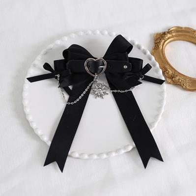 Xiaogui - Dark-themed Gothic Lolita Heart Hair Clips No.5 large bow fish-mouse clip