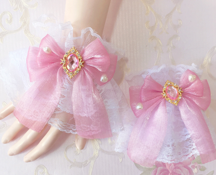 (Buyforme)Sakura Home~Sweet Lolita Handmade Lace Bows Cuffs a pair of light pink cuffs  