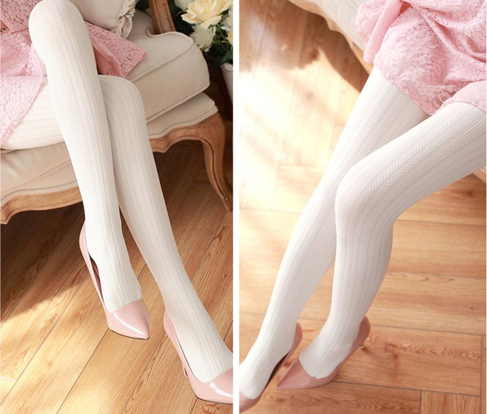 Thirteen Flower - Jacquard Heart Stripes Black White Panty-hose White twist-shaped patterns One Size