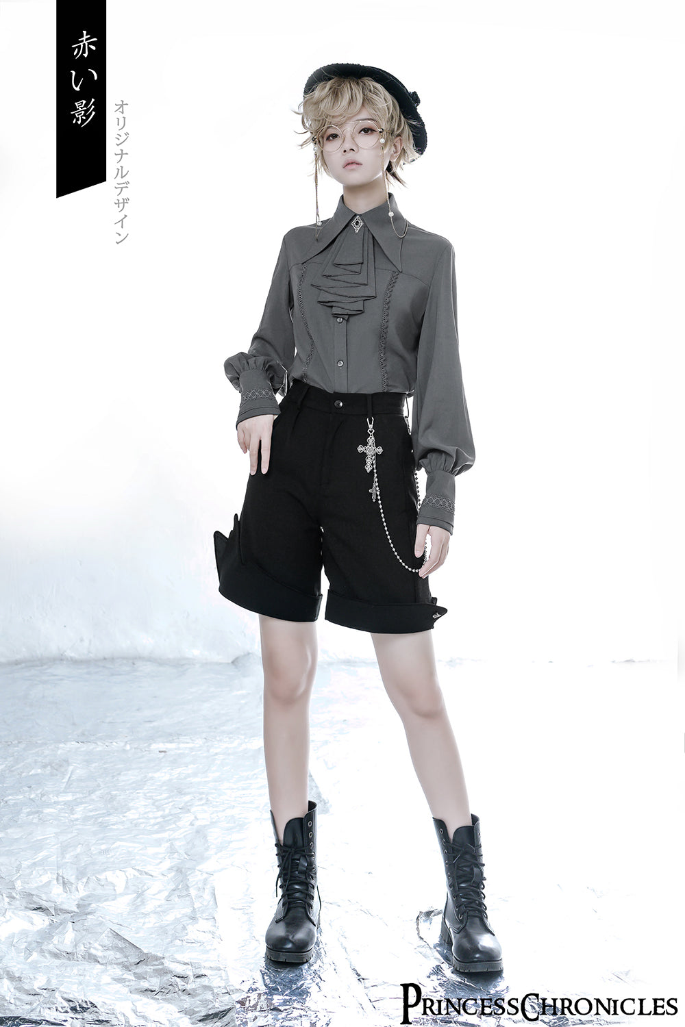 Princess Chronicles - Red Shadow - Retro Black Ouji Lolita Shorts