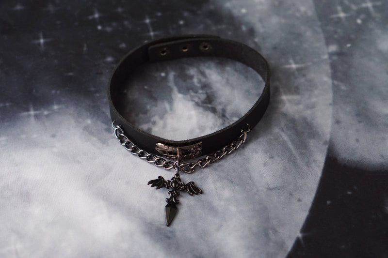 Strange Sugar - Gothic Lolita Cross Leather Choker No.1 Black wing and cross