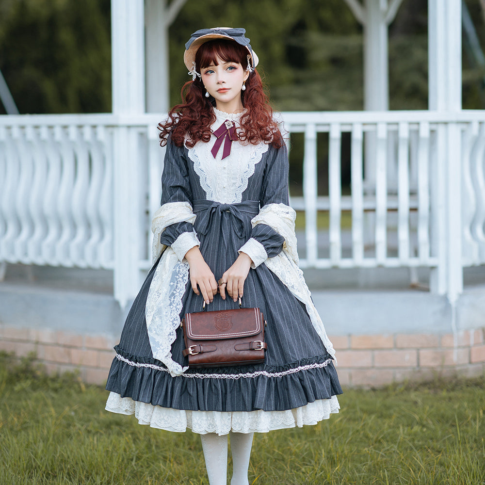 Miss point - Rose Silhouette - Vintage Classic Lolita OP XS smoked grey