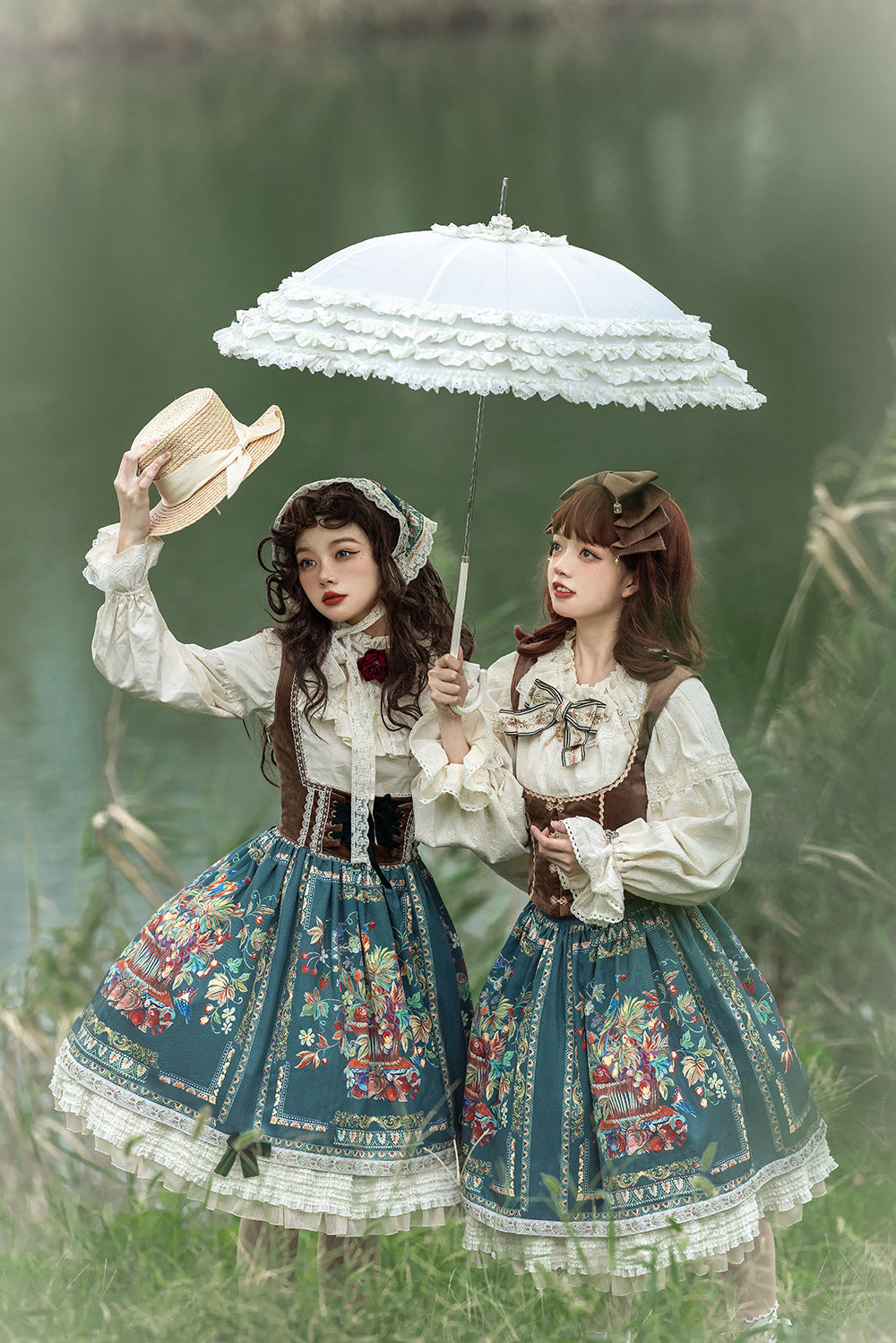 Miss Point - Praise of Abundance - Bavarian Velvet Lolita Jumper Dress