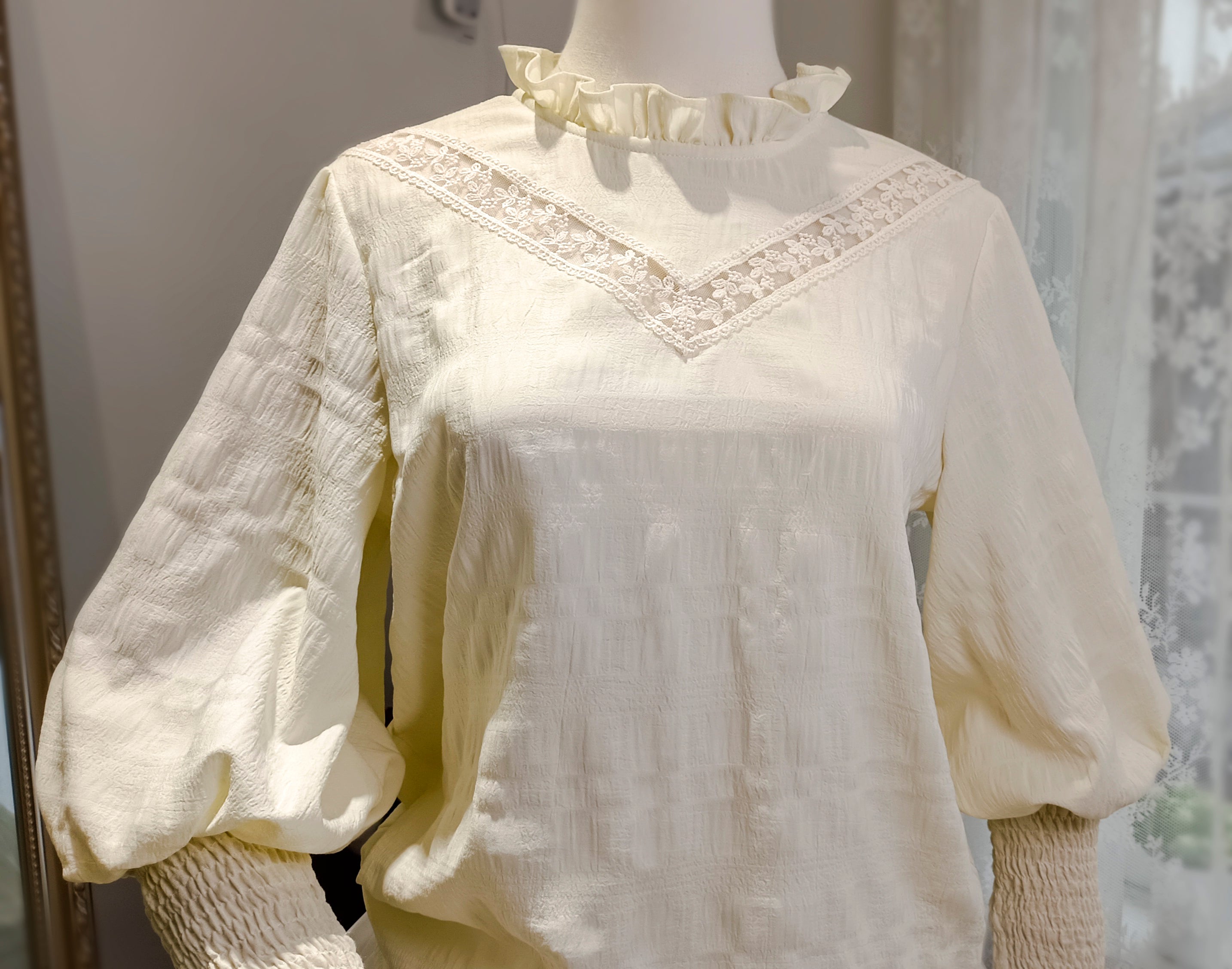 White Tea Story - Elegant Black and White Lolita JSK and Blouse S beige mutton sleeve blouse