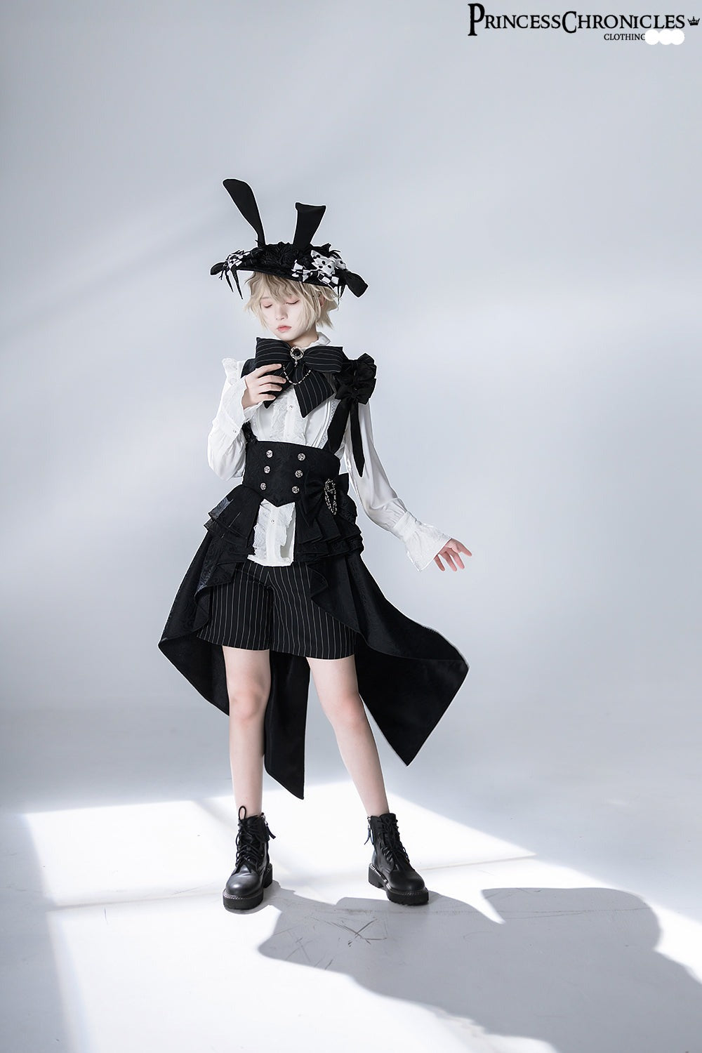 Princess Chronicles - Rabbit Theater - Ouji Lolita Blouse and Shorts Set