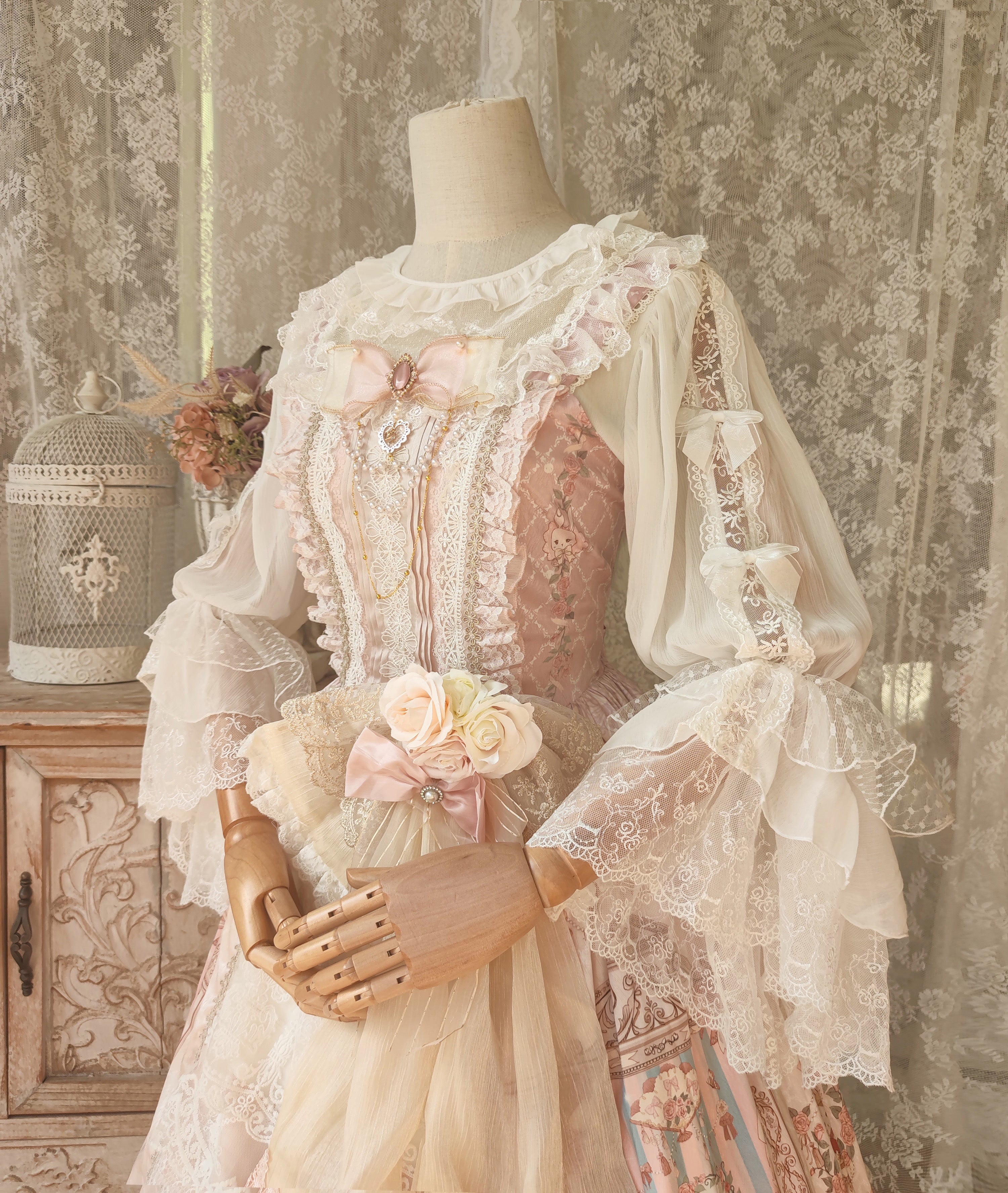 Garden Cat - Princess Sleeve Classic Lolita Blouse