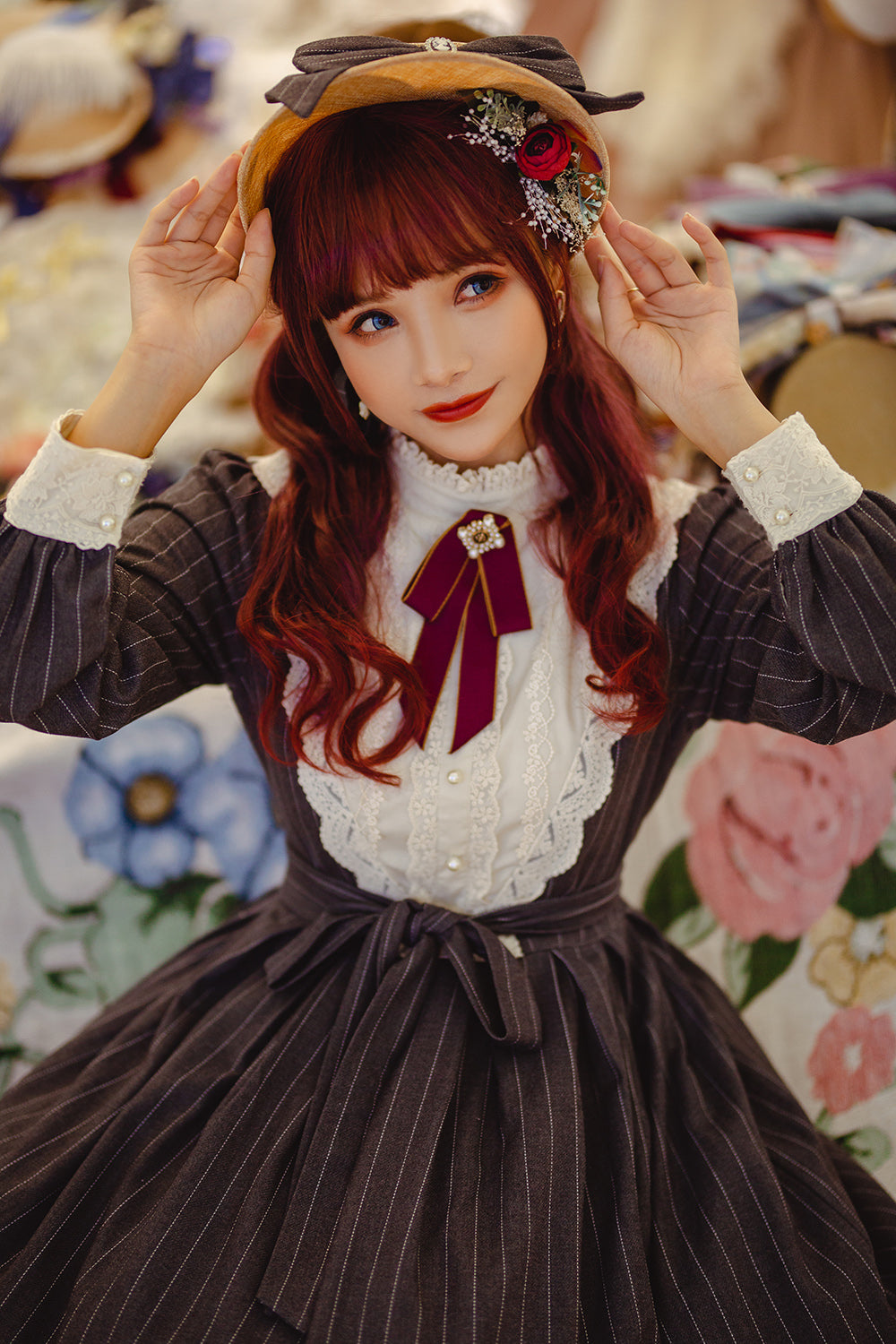 Miss point - Rose Silhouette - Vintage Classic Lolita OP