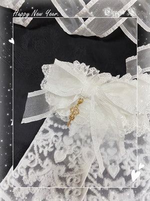 Elpress L - A Kiss from Heaven - Flounce Pendant Embroidery Lolita Socks