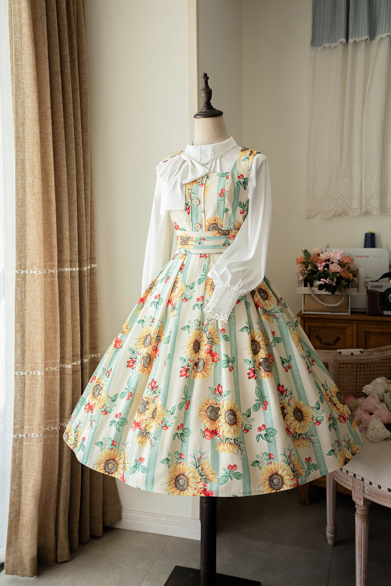 Forest Wardrobe - Basket of the Forest 2.0 - Flower Classic Dress S Sunflower JSK In stock