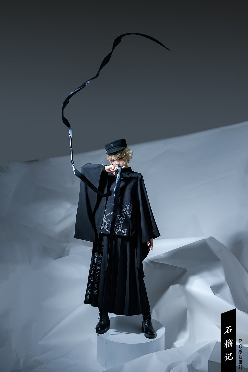 Princess Chronicles - Pomegranate Note - Black Ouji Pleated Skirt