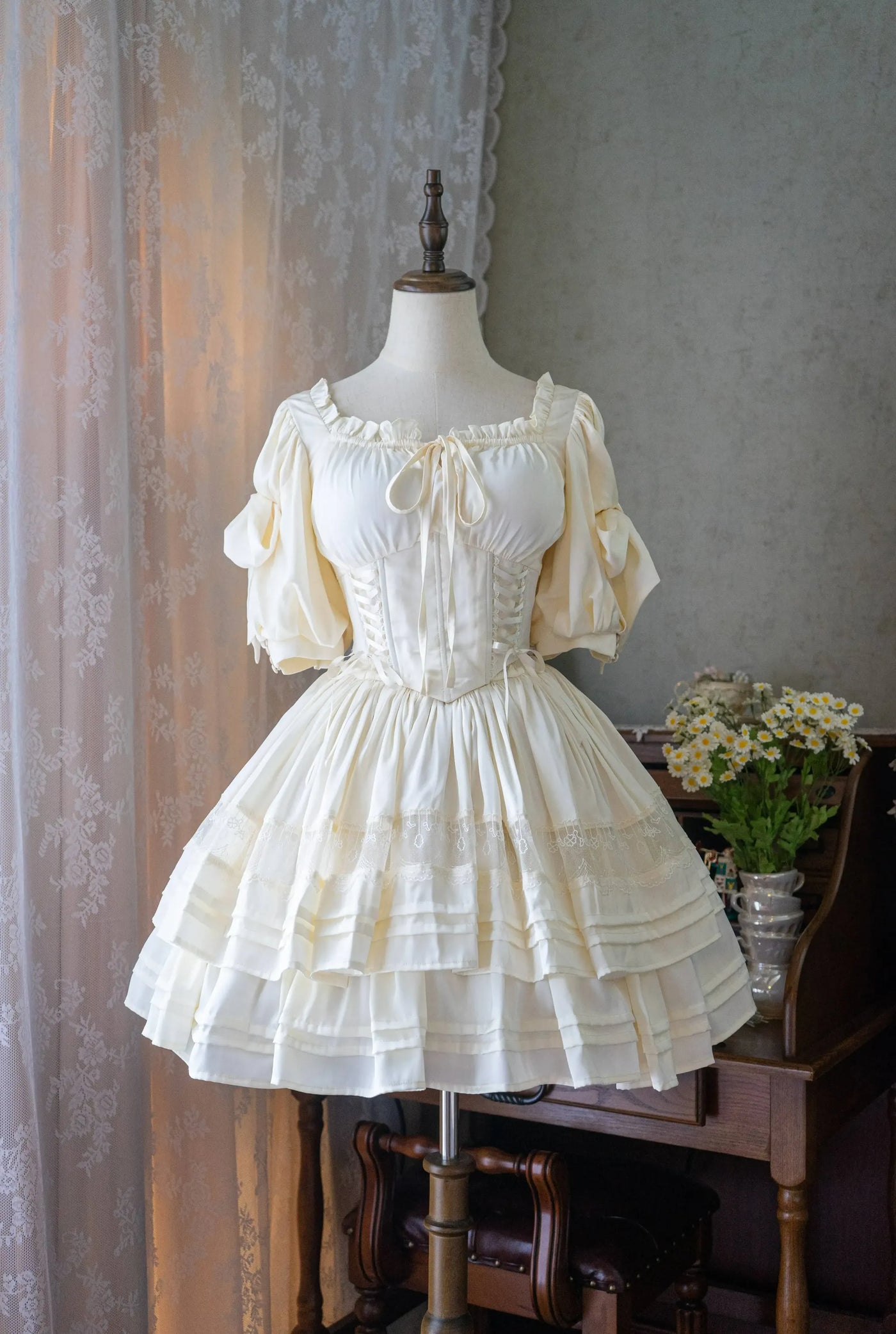 (BuyForMe) Airfreeing~Cersei~French Fashion Long Sleeve Classic Lolita Blouse S ivory skirt - short length 