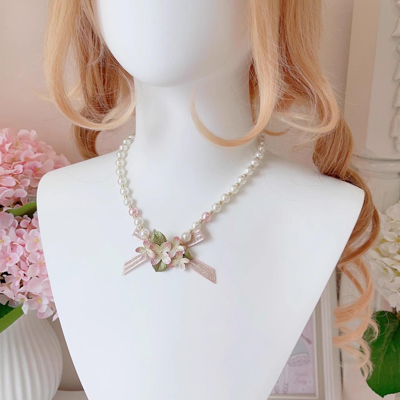 Cheese Cat~Kawaii Lolita Brooch Cherry Pearl Necklace A cherry blossom pearl necklace  