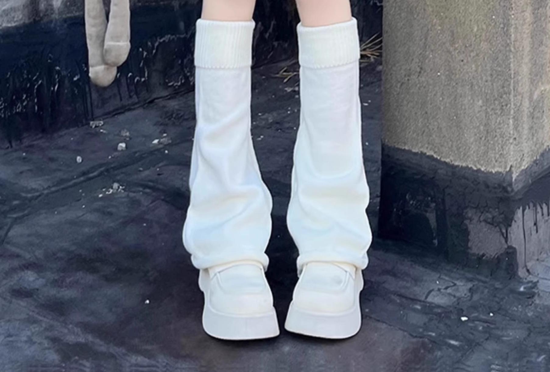 Hua Nai Cat - Winter Lolita Knit Leg Warmer Mid-Calf Socks