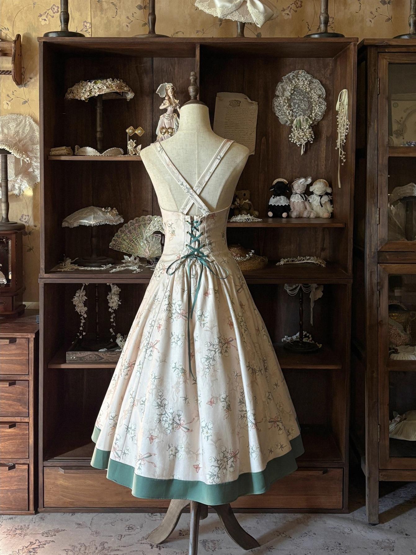 Button Bear - Winter Lily Bell - Classic Lolita Bust-Supporting JSK, Long Waisted Coat 44351:804210