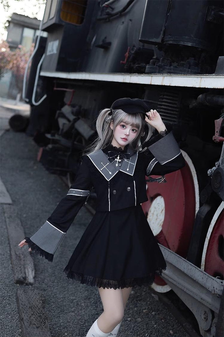 CastleToo~Rules of the Otherworld~Gothic Ouji Lolita Shorts Set with Embroidery Jacket