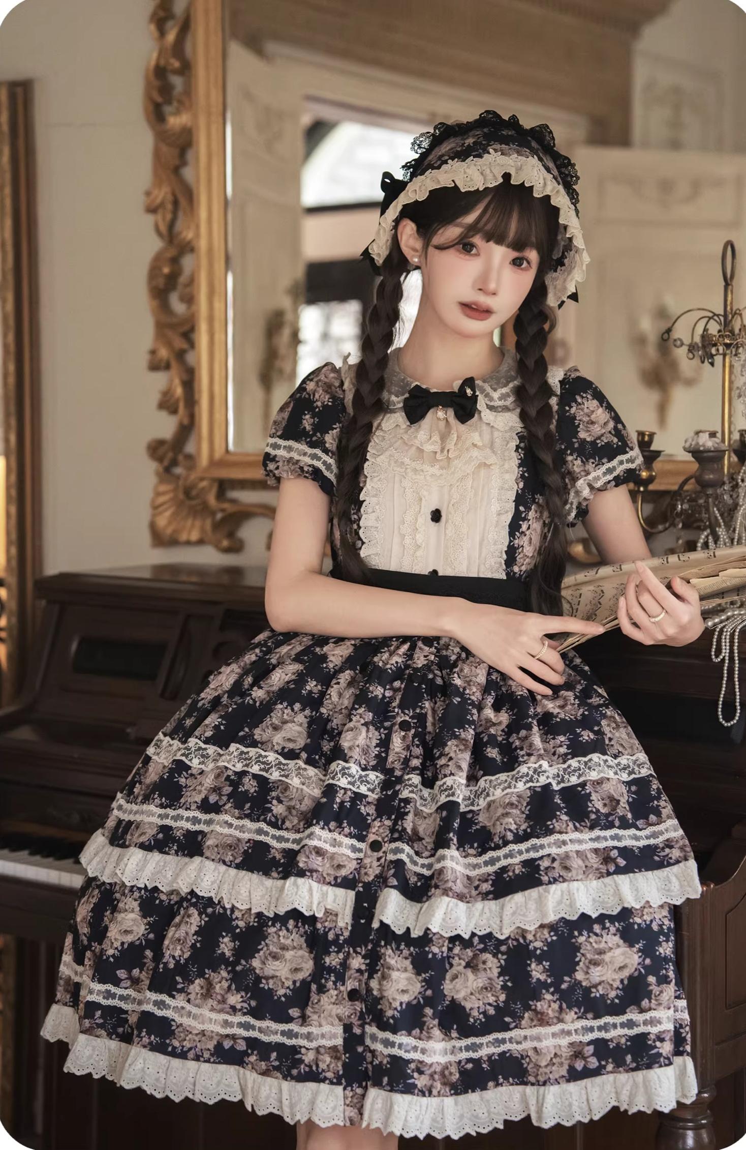 Black Rose - Printed Old School Lolita Dress, Front Opening