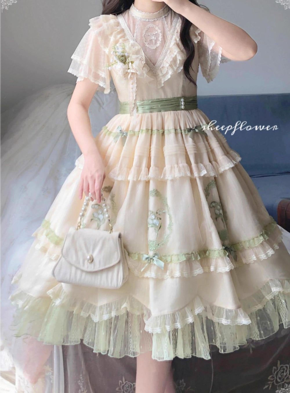 Nectarine White Tea~Bellflower Guide~Classic Lolita OP Dress Elegant Edward Dress 37520:571178