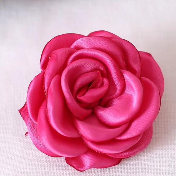Xiaogui - Retro Lolita Brooch Rose Hairpins Flower Headdress Rose red