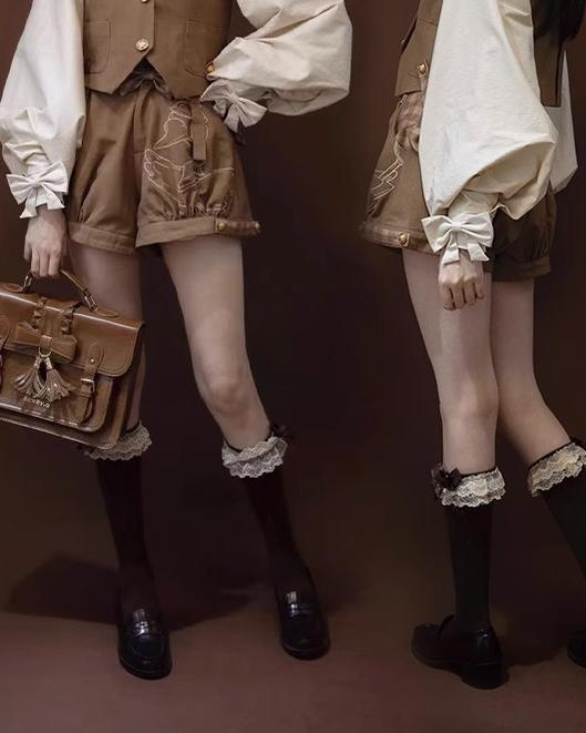 Piggy Bun - Famous Detective Goose - Ouji Lolita Shorts Set