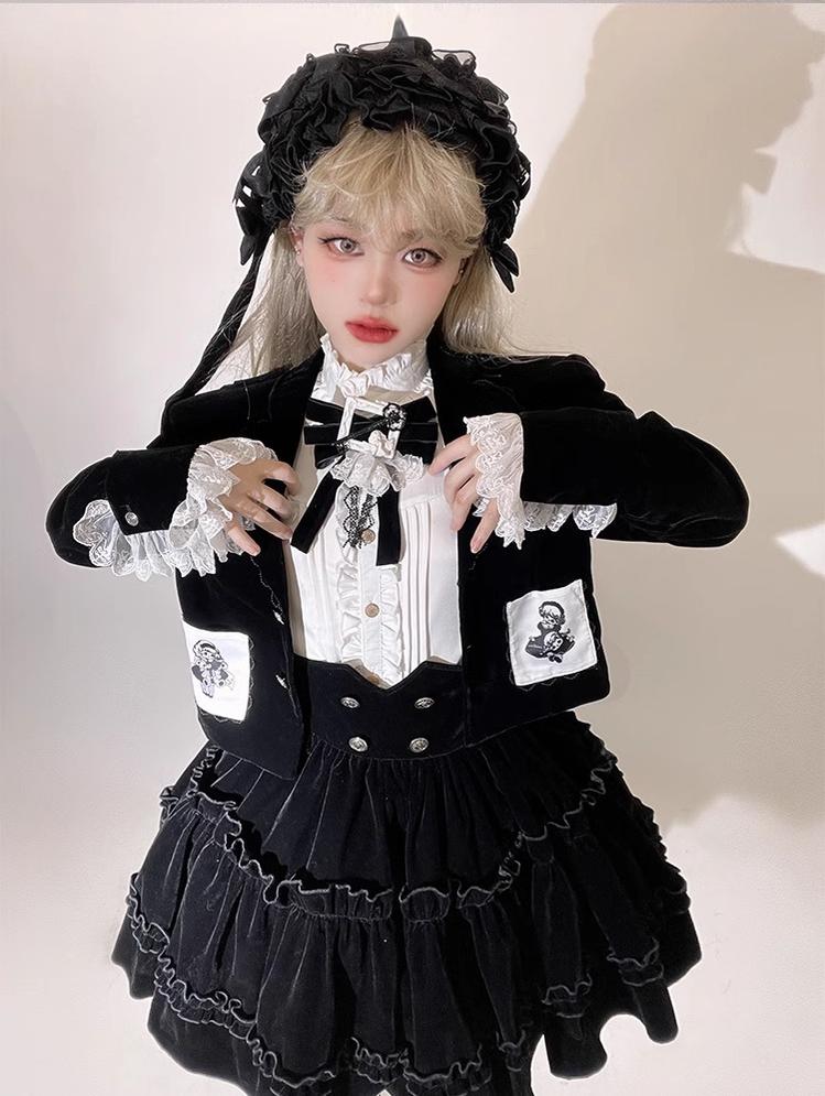 CastleToo~Erosion Heart F-Type~Ouji Lolita Suit Black Velvet Shorts and Skirt