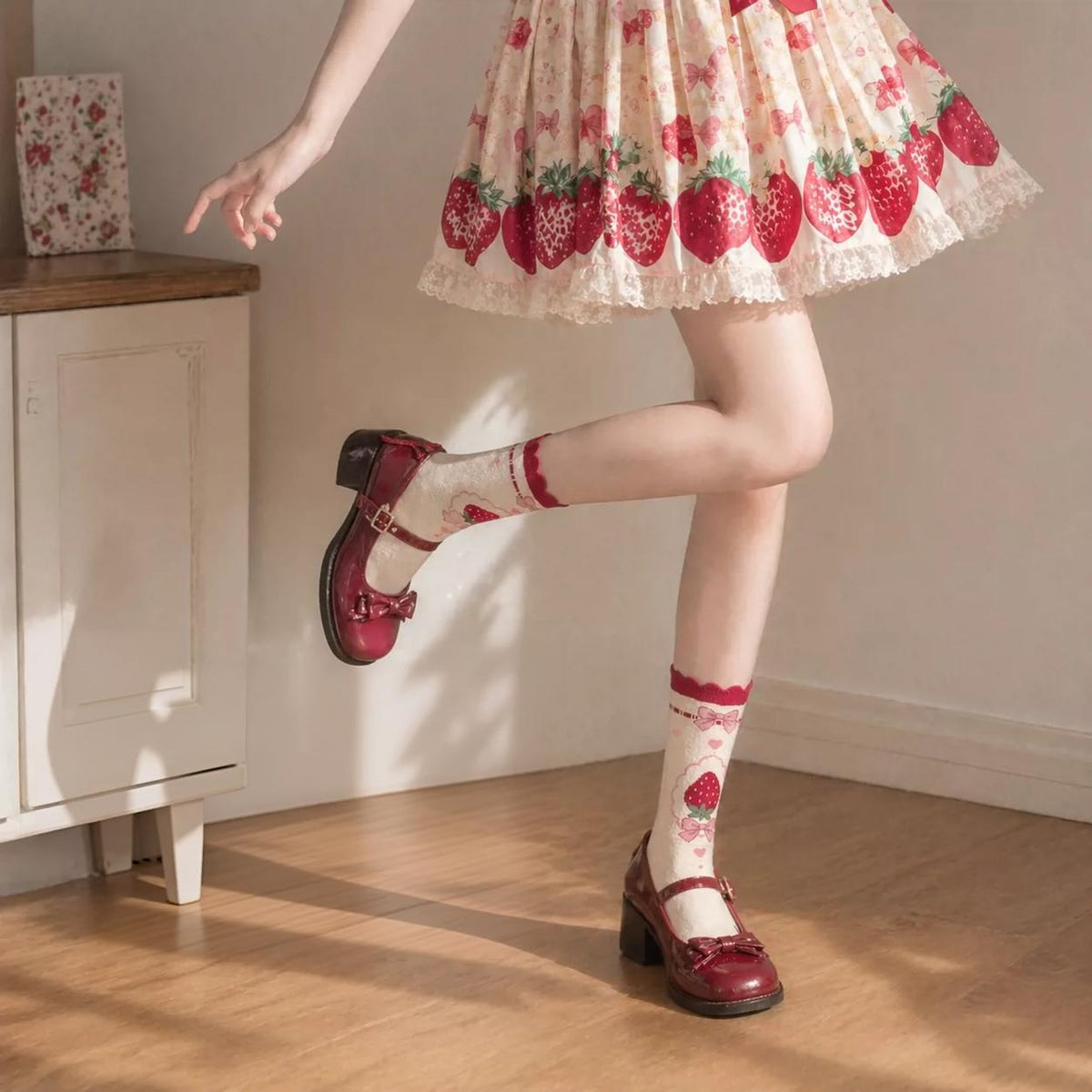 Cotton Sweet Lolita Mid-calf Socks, Strawberry Jacquard 45902:867345