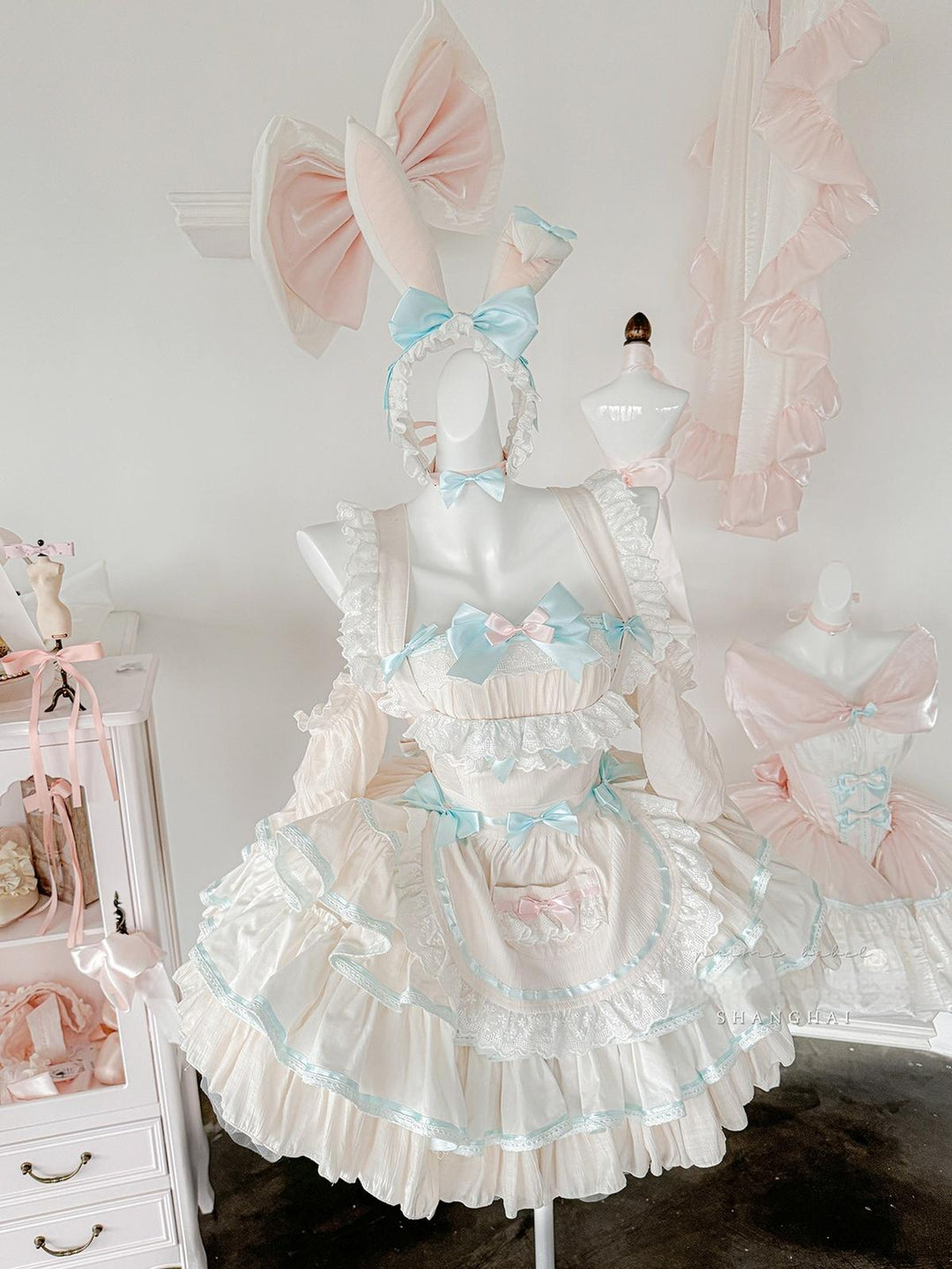 POSHEPOSE~Maid Bunny~Gorgeous Sweet Lolita OP Dress with Detachable Sleeves and Apron