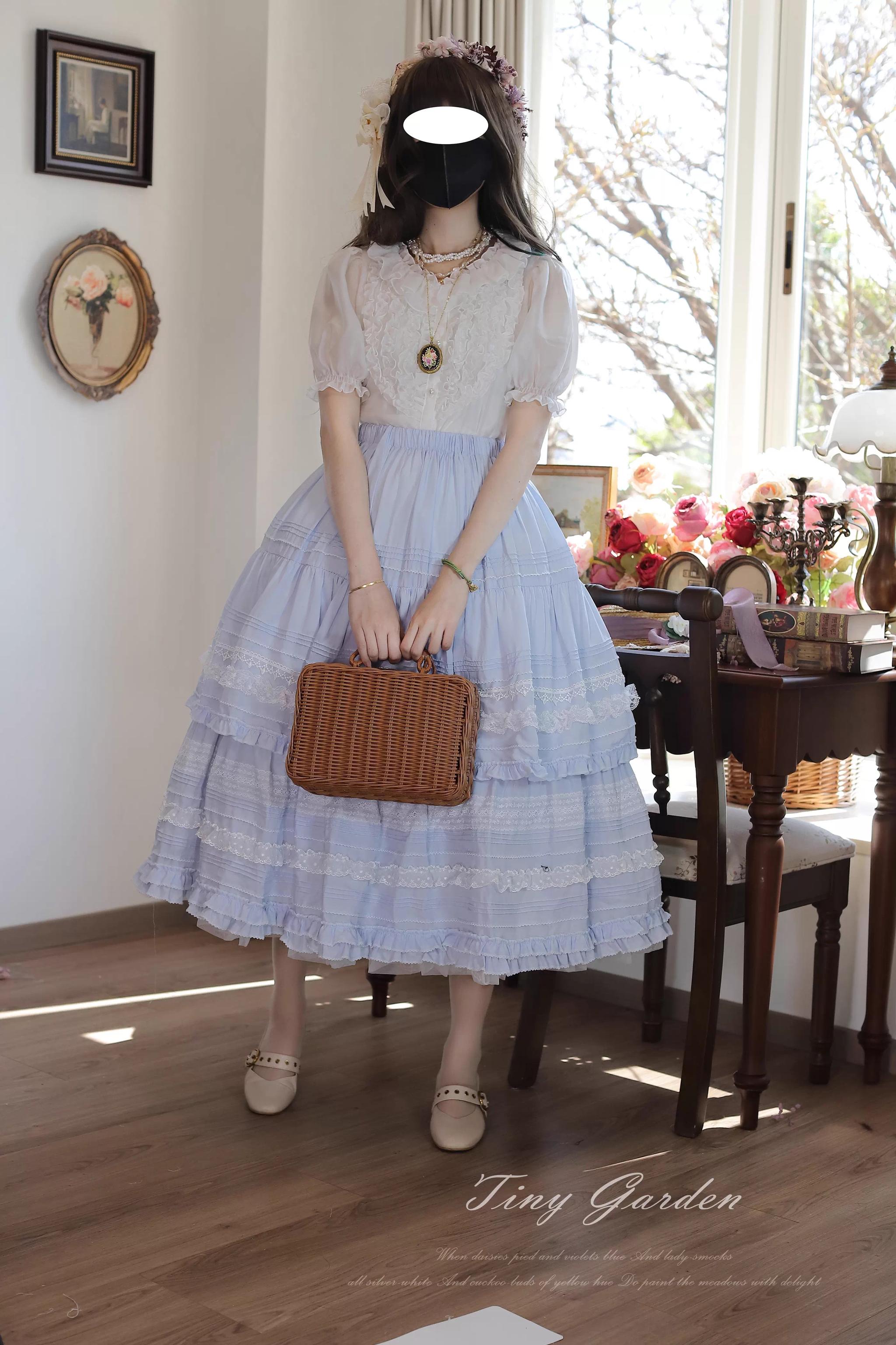 Marguerite Daisy - Classic Lolita Short Sleeve Blouse, Ruffle Collar