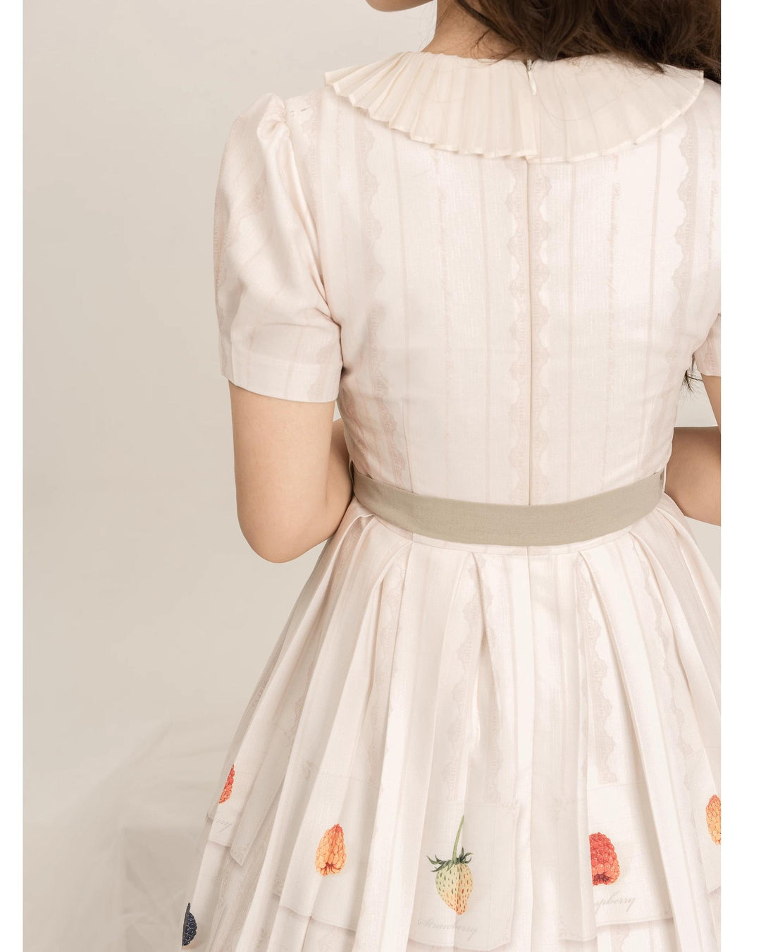 MOU~Moumier&Raspberry~Daily Lolita Dress Beige Short-Sleeve OP   