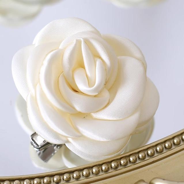 Xiaogui - Retro Lolita Brooch Rose Hairpins Flower Headdress Off-white