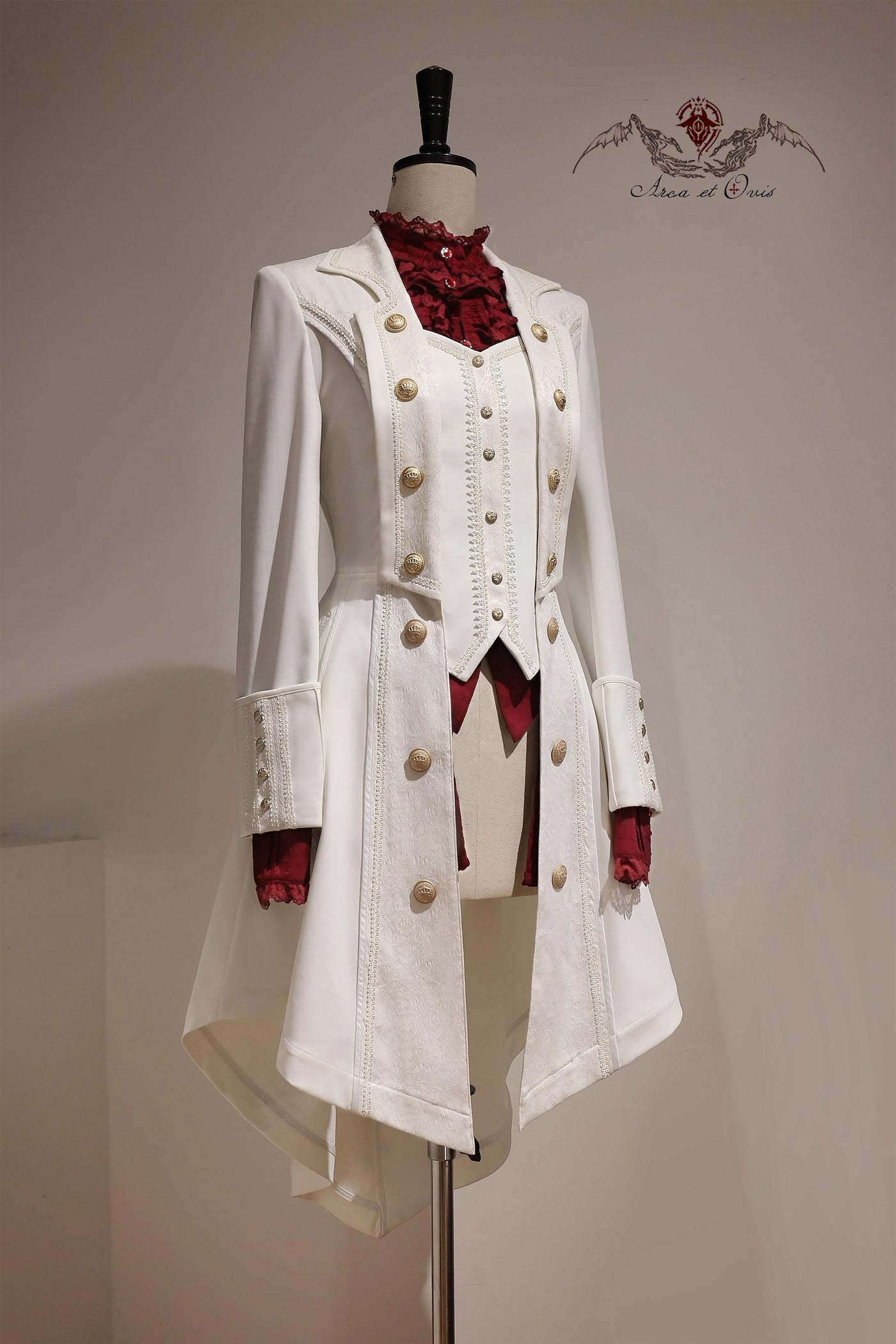 (BFM)Arca Et Ovis~Batwing~Gothic Lolita Long Coat Ouji Lolita Windbreaker XS White Women's Size-Sandy Gold Button 