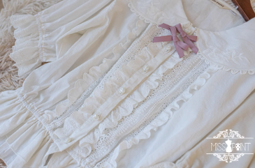 Miss Point~Little Anna~Elegant Lolita Cotton Puff Sleeve Blouse 16928:232942