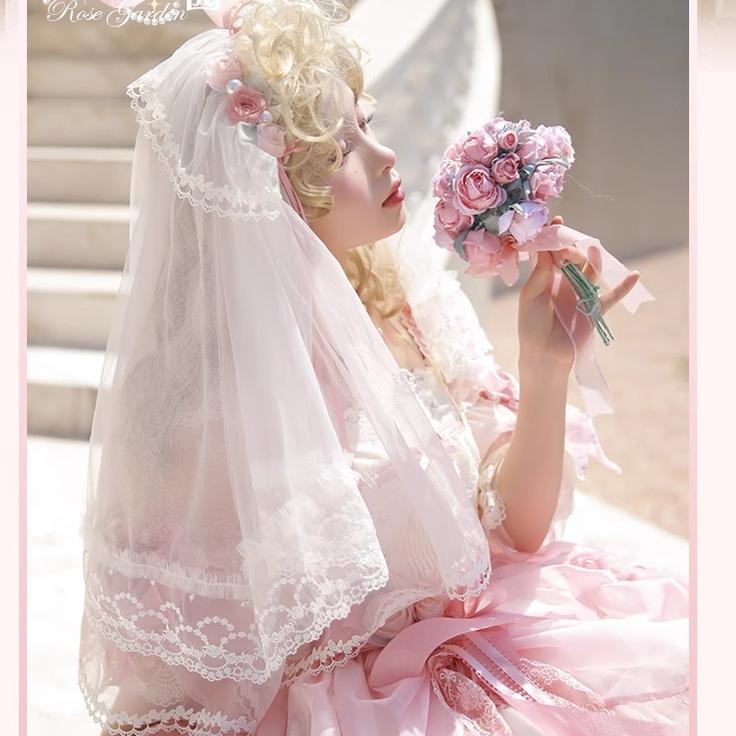 Headdress with pink popular roses