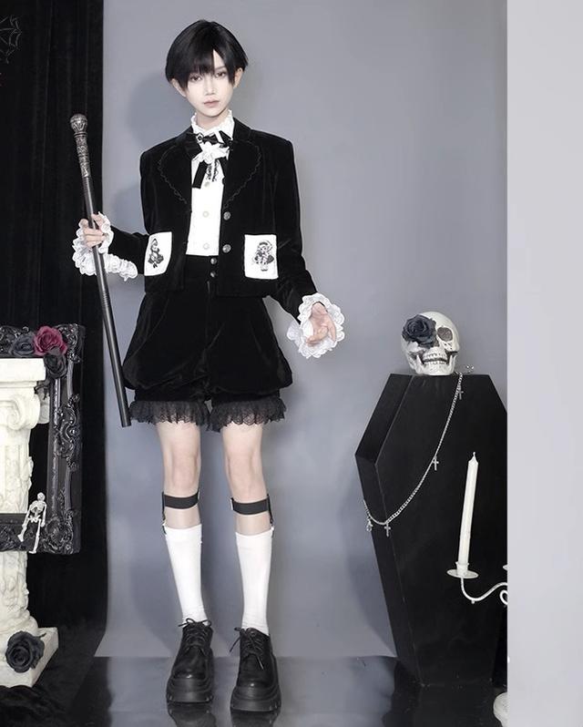 CastleToo~Erosion Heart F-Type~Ouji Lolita Suit Black Velvet Shorts and Skirt 40628:669616