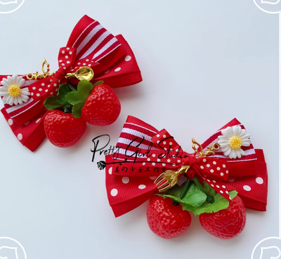 Pretty Girl Lolita~Sweet Lolita Red-Black DIY Strawberry Headdress a pair of red large clips  