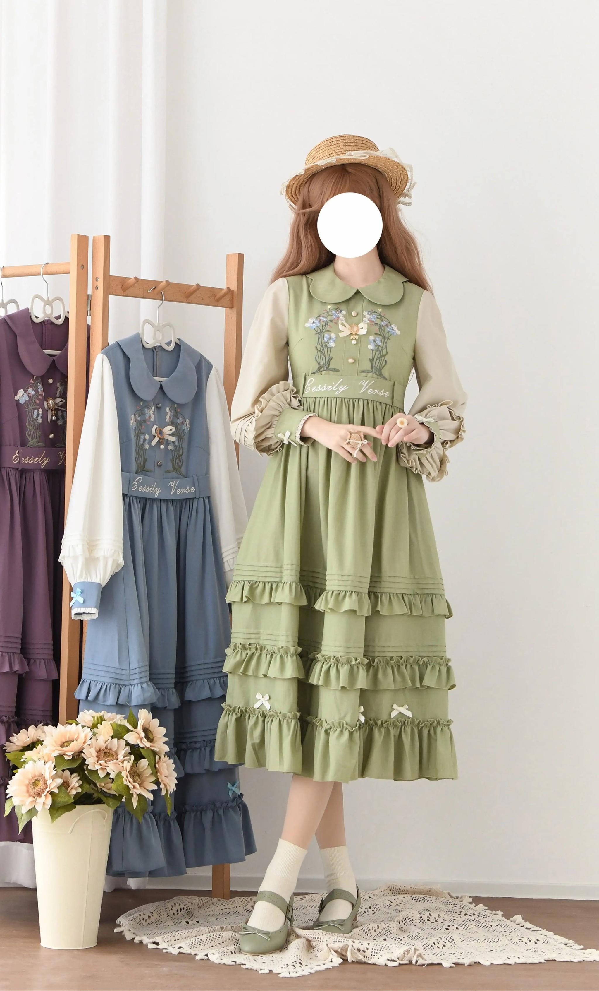 Verdant Name - High-waisted Classic Lolita Dress, Embroidered Bellflower