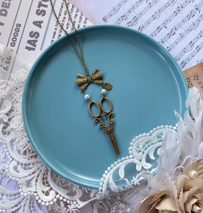 Halloween Alice - Vintage Lolita Bow-Scissors Shaped Necklace