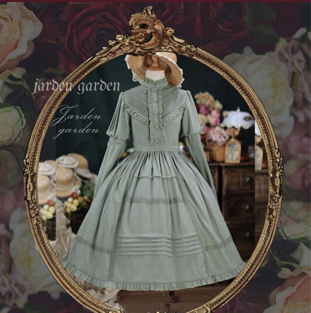 Tiny Garden~The Black Forest~Classic Lolita Stand Collar Dress OP light grayish green S 