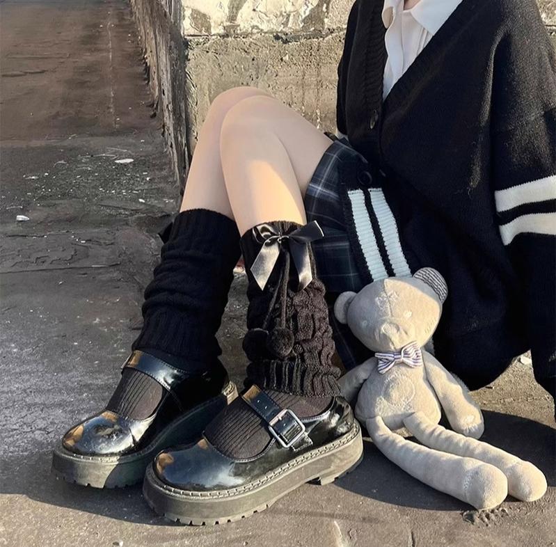 Hua Nai Cat~Cute Lolita Leg Warmers Winter Knitted JK Pile Socks   