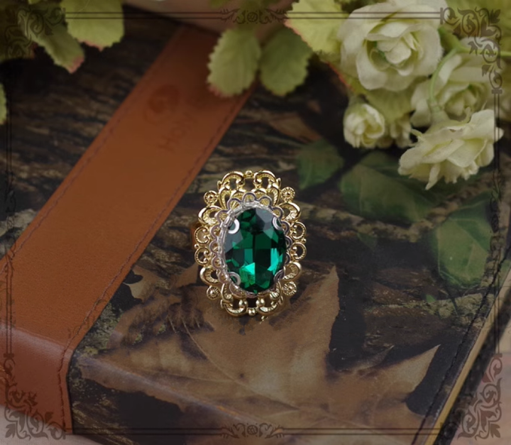 Rose of Sharon~Classical Lolita Gemstone Ring Elegant Vintage Opening Ring Jade green  