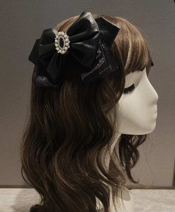 Susin Lolita - The Cross Salute - Gothic Lolita Cross Accessories a bow side clip