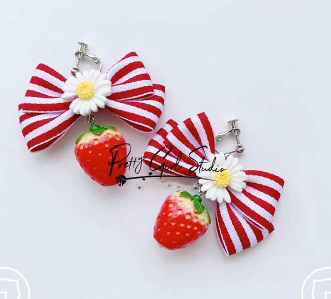 Pretty Girl Lolita~Sweet Lolita Red-Black DIY Strawberry Headdress a pair of red ear clips  